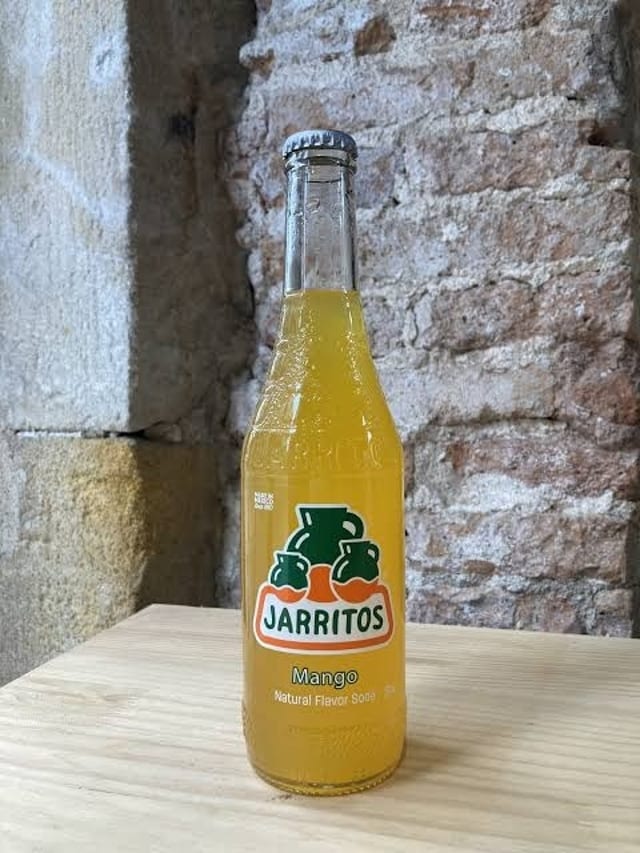 Jarritos.
